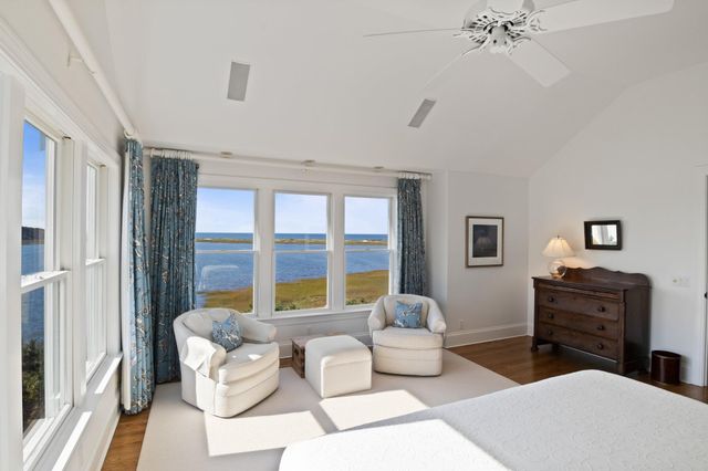 1035 Chequessett Neck Road, Wellfleet, MA 02667