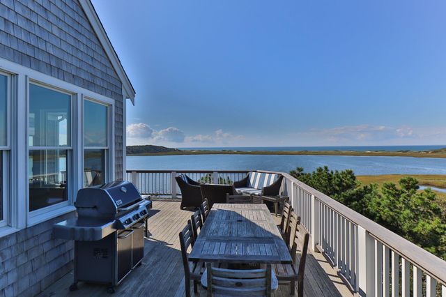 1035 Chequessett Neck Road, Wellfleet, MA 02667