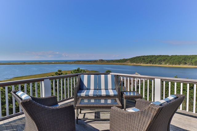 1035 Chequessett Neck Road, Wellfleet, MA 02667