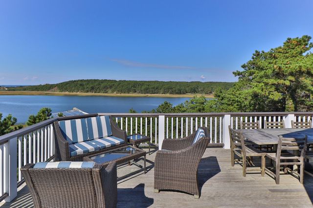 1035 Chequessett Neck Road, Wellfleet, MA 02667