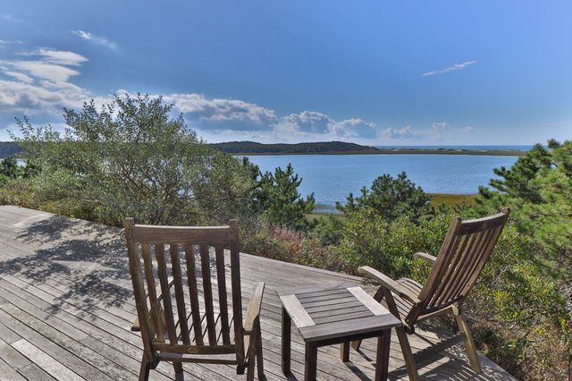 1035 Chequessett Neck Road, Wellfleet, MA 02667