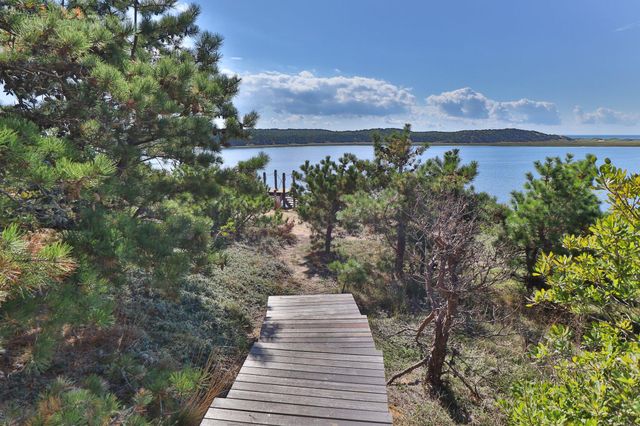 1035 Chequessett Neck Road, Wellfleet, MA 02667