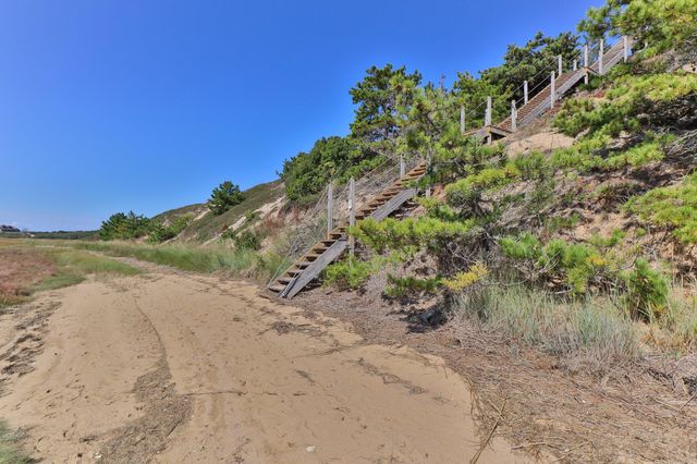 1035 Chequessett Neck Road, Wellfleet, MA 02667