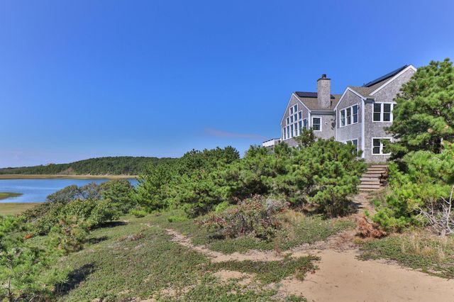 1035 Chequessett Neck Road, Wellfleet, MA 02667