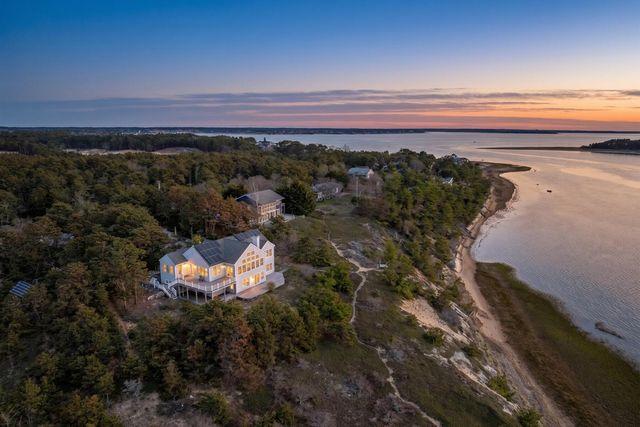 1035 Chequessett Neck Road, Wellfleet, MA 02667