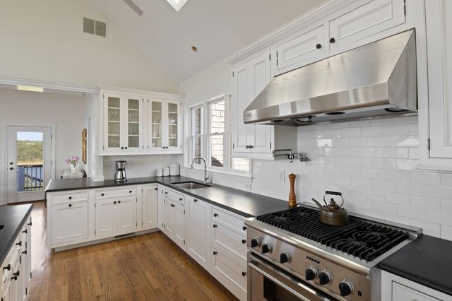 1035 Chequessett Neck Road, Wellfleet, MA 02667