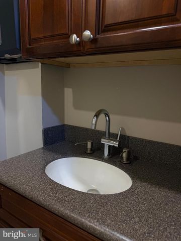 1315 WOLF ST, Philadelphia, PA 19148