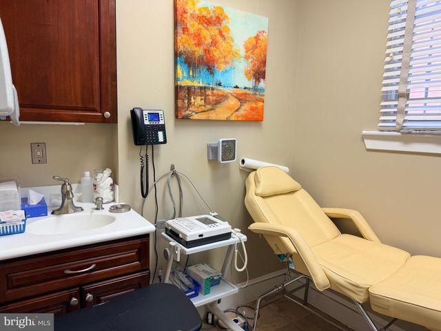 1315 WOLF ST, Philadelphia, PA 19148