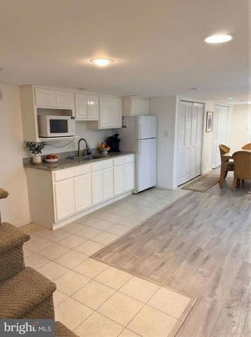 1315 WOLF ST, Philadelphia, PA 19148