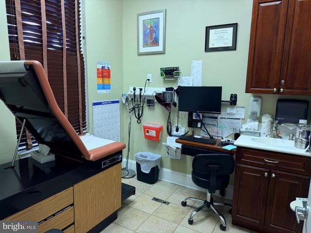 1315 WOLF ST, Philadelphia, PA 19148