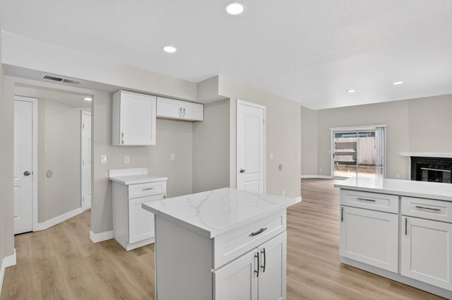 4942 Wind Creek Dr, Sacramento, CA 95838