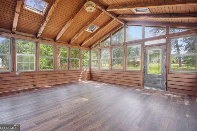 2857 Cherokee Cove, Stone Mountain, GA 30087