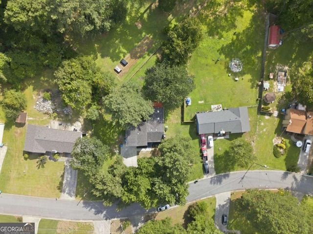 2857 Cherokee Cove, Stone Mountain, GA 30087