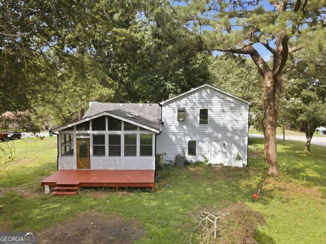 2857 Cherokee Cove, Stone Mountain, GA 30087