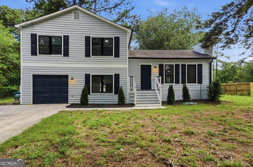 2857 Cherokee Cove, Stone Mountain, GA 30087