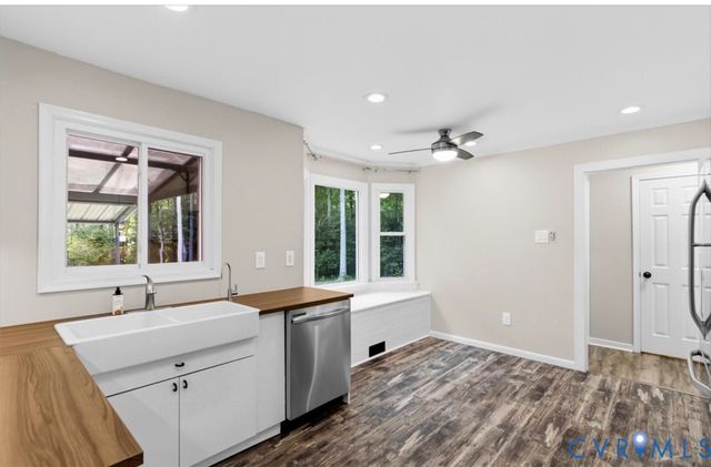 4600 Landing Cir, Chesterfield, VA 23236