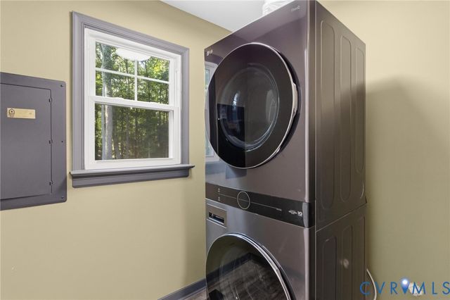 4600 Landing Cir, Chesterfield, VA 23236