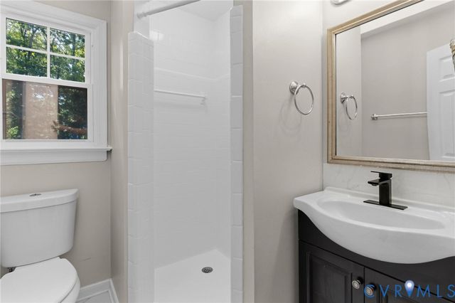 4600 Landing Cir, Chesterfield, VA 23236