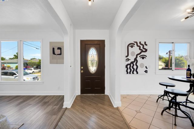 789 17th street, Richmond, CA 94801