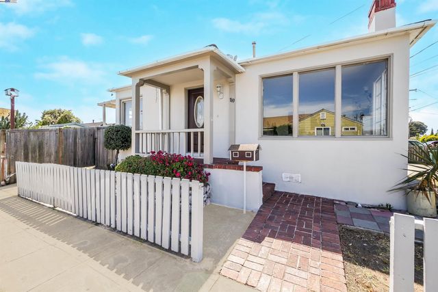 789 17th street, Richmond, CA 94801