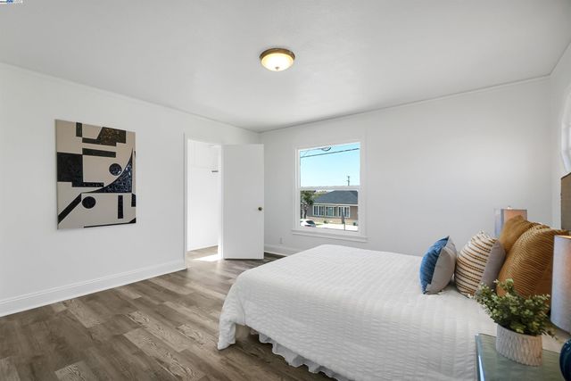 789 17th street, Richmond, CA 94801