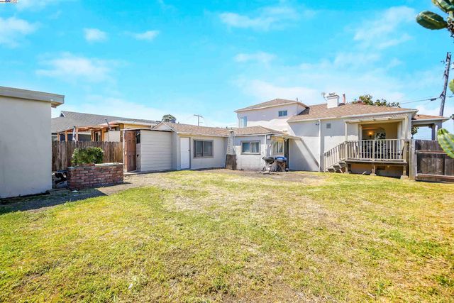 789 17th street, Richmond, CA 94801