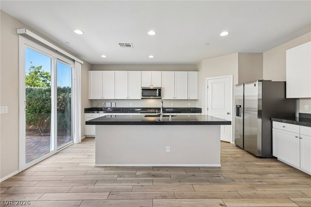2389 Valissa Street, Henderson, NV 89044