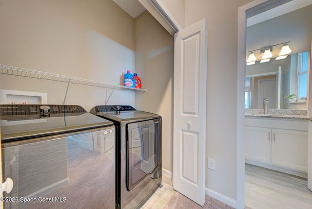 3930 Playa Del Sol Drive 206, Rockledge, FL 32955