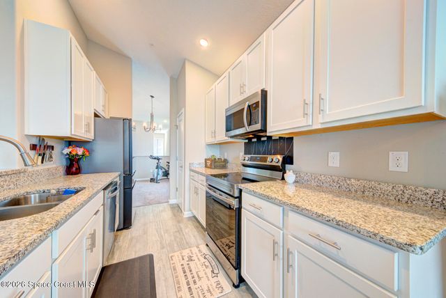 3930 Playa Del Sol Drive 206, Rockledge, FL 32955