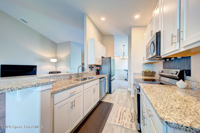 3930 Playa Del Sol Drive 206, Rockledge, FL 32955