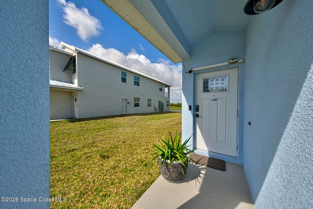 3930 Playa Del Sol Drive 206, Rockledge, FL 32955