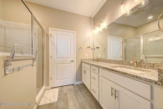 3930 Playa Del Sol Drive 206, Rockledge, FL 32955