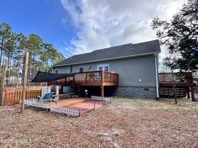 1180 Springdale Road, Southport, NC 28461