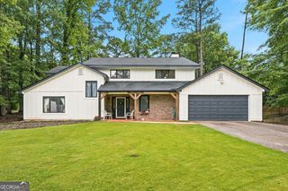 301 Martingale Drive, Peachtree City, GA 30269