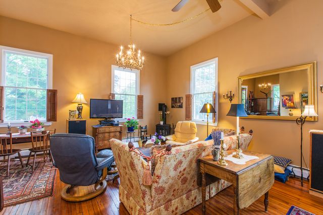 103 Boston Street C, Guilford, CT 06437