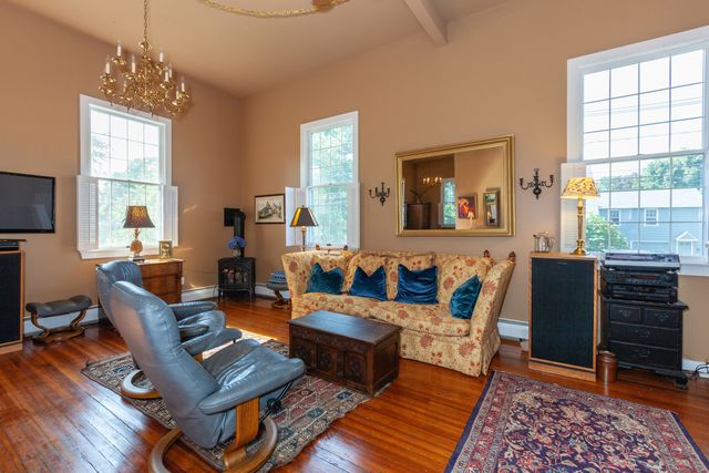 103 Boston Street C, Guilford, CT 06437