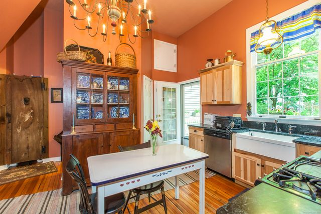 103 Boston Street C, Guilford, CT 06437