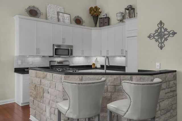 8021 Hillingdon Drive, Powell, OH 43065