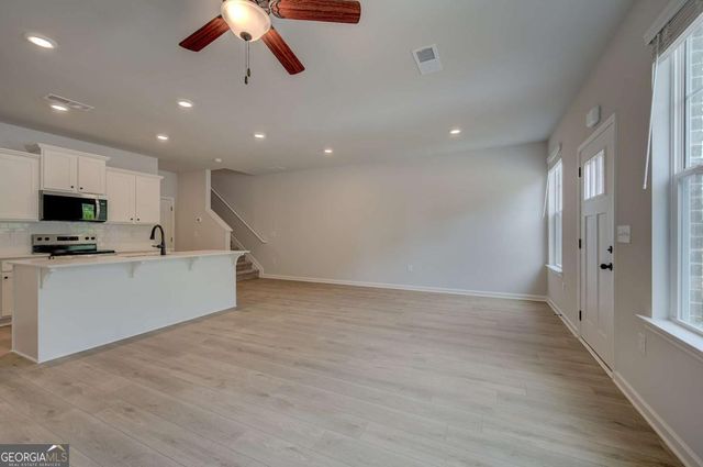 160 Flier Drive, Mcdonough, GA 30253