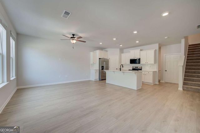 160 Flier Drive, Mcdonough, GA 30253