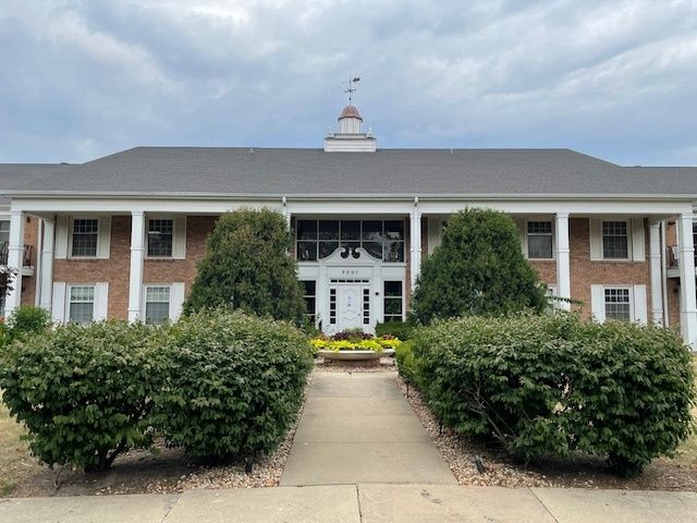 3001 Heritage Drive 208, Joliet, IL 60435