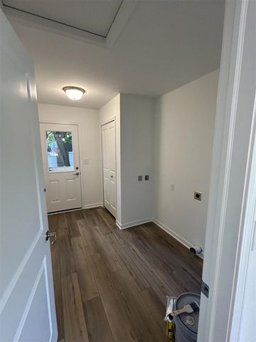 107 Hart Street, Marshall, MI 49068