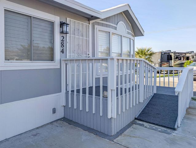 70200 Dillon Road 284, Desert Hot Springs, CA 92241