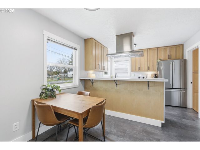 11250 Sw 78TH Ave, Tigard, OR 97223