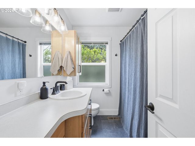 11250 Sw 78TH Ave, Tigard, OR 97223