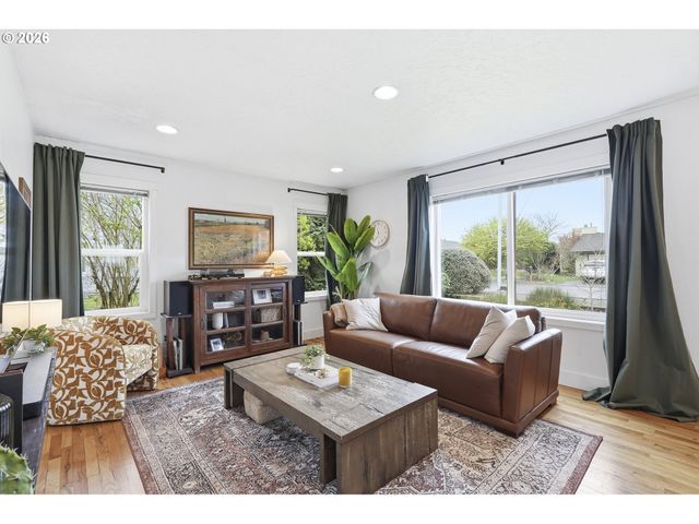 11250 Sw 78TH Ave, Tigard, OR 97223