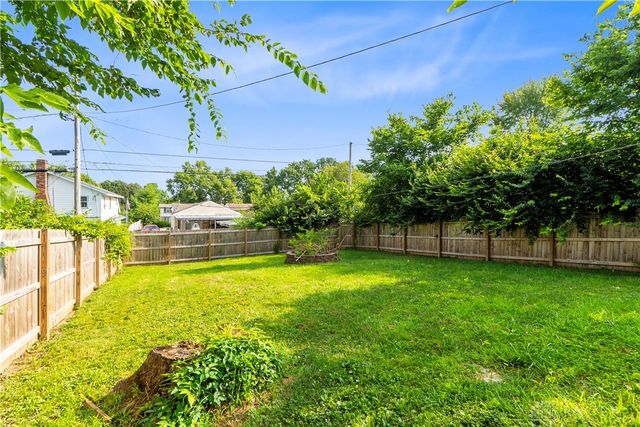 327 Forest Street, Fairborn, OH 45324