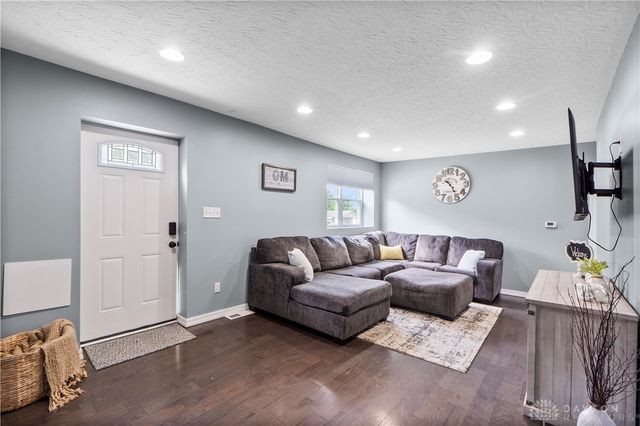 327 Forest Street, Fairborn, OH 45324