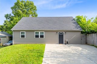 327 Forest Street, Fairborn, OH 45324