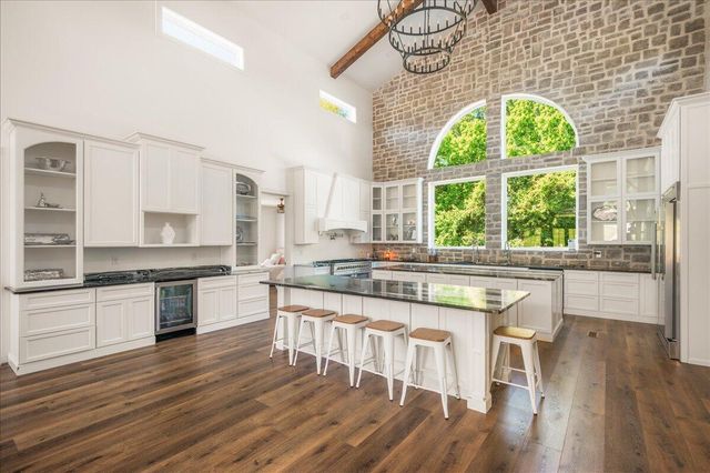 215 Heritage Heights Lane, London, KY 40741